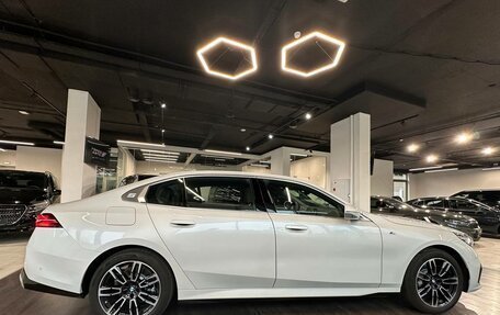 BMW 5 серия, 2024 год, 7 900 000 рублей, 9 фотография