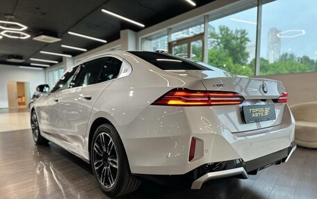 BMW 5 серия, 2024 год, 7 900 000 рублей, 8 фотография