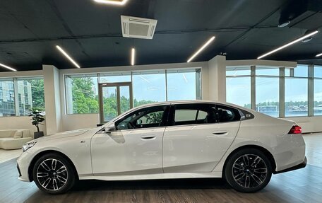 BMW 5 серия, 2024 год, 7 900 000 рублей, 28 фотография