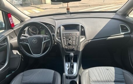 Opel Astra J, 2013 год, 880 000 рублей, 9 фотография