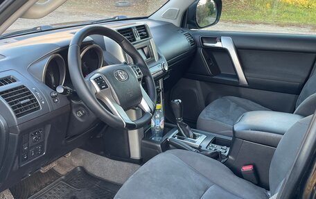 Toyota Land Cruiser Prado 150 рестайлинг 2, 2012 год, 2 550 000 рублей, 11 фотография