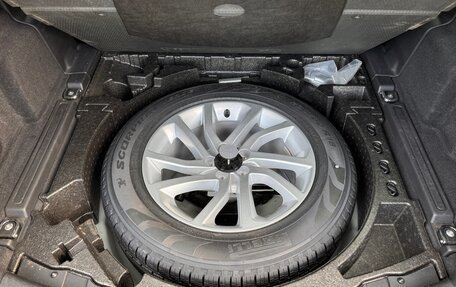 Land Rover Discovery Sport I рестайлинг, 2017 год, 2 660 000 рублей, 5 фотография