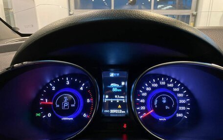 Hyundai Santa Fe III рестайлинг, 2012 год, 1 680 000 рублей, 10 фотография