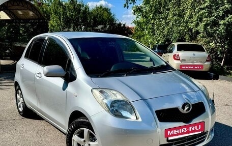 Toyota Vitz, 2005 год, 470 000 рублей, 2 фотография