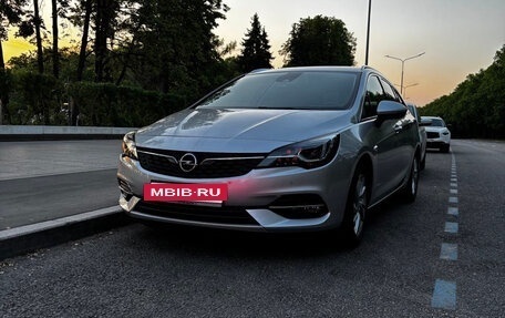 Opel Astra K, 2020 год, 2 000 000 рублей, 2 фотография