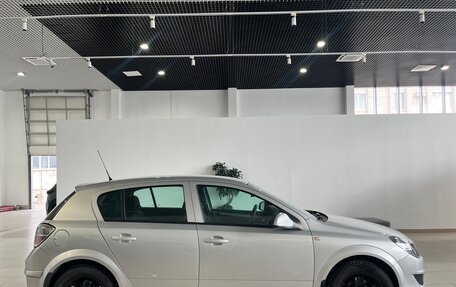 Opel Astra H, 2011 год, 590 000 рублей, 4 фотография