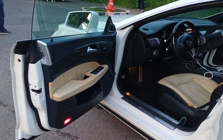 Mercedes-Benz CLS, 2012 год, 2 500 000 рублей, 2 фотография