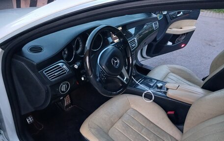 Mercedes-Benz CLS, 2012 год, 2 500 000 рублей, 3 фотография