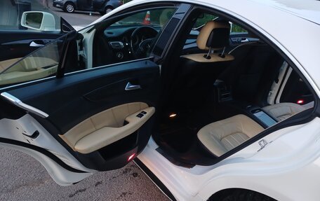 Mercedes-Benz CLS, 2012 год, 2 500 000 рублей, 7 фотография