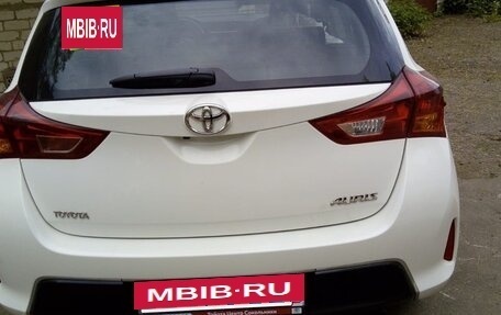 Toyota Auris II, 2014 год, 1 750 000 рублей, 2 фотография