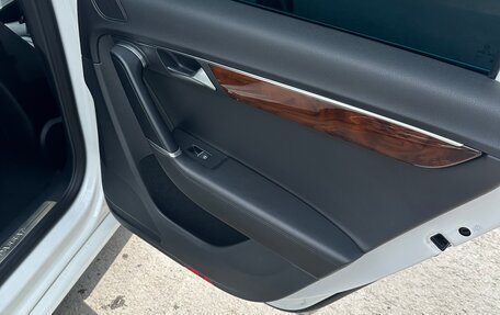 Volkswagen Passat B7, 2013 год, 1 380 000 рублей, 21 фотография