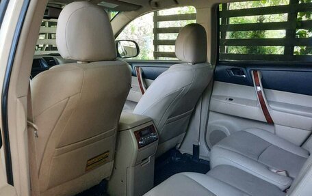 Toyota Highlander III, 2011 год, 2 100 000 рублей, 12 фотография