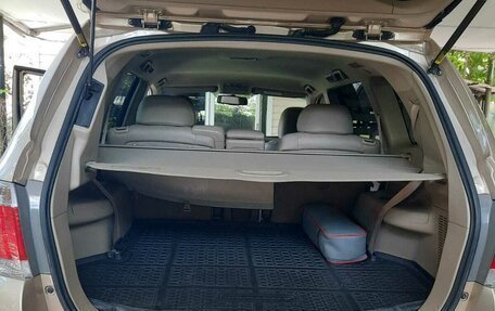 Toyota Highlander III, 2011 год, 2 100 000 рублей, 18 фотография