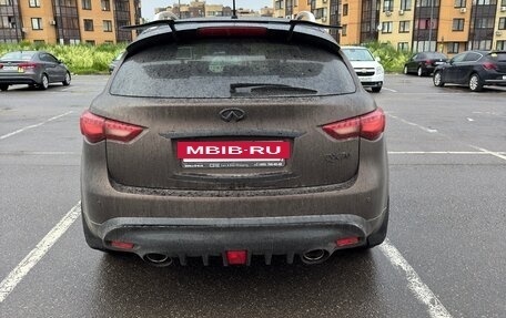Infiniti QX70, 2015 год, 3 600 000 рублей, 6 фотография