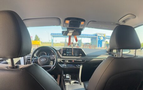 Hyundai Sonata VIII, 2020 год, 2 600 000 рублей, 10 фотография