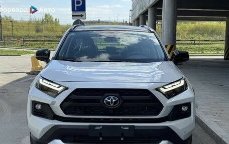 Toyota RAV4, 2025 год, 3 799 900 рублей, 2 фотография