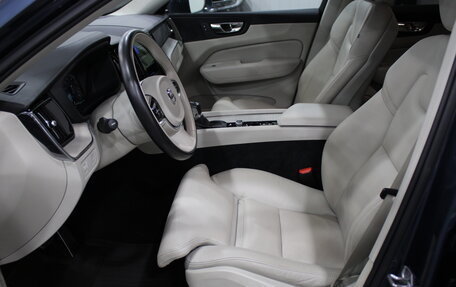 Volvo XC60 II, 2020 год, 3 890 000 рублей, 9 фотография
