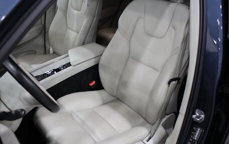 Volvo XC60 II, 2020 год, 3 890 000 рублей, 10 фотография