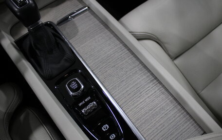 Volvo XC60 II, 2020 год, 3 890 000 рублей, 18 фотография