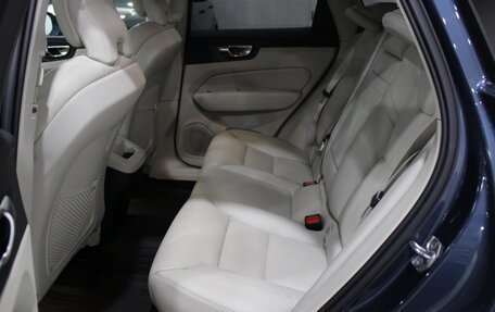 Volvo XC60 II, 2020 год, 3 890 000 рублей, 20 фотография