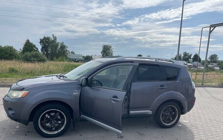 Mitsubishi Outlander III рестайлинг 3, 2007 год, 850 000 рублей, 2 фотография