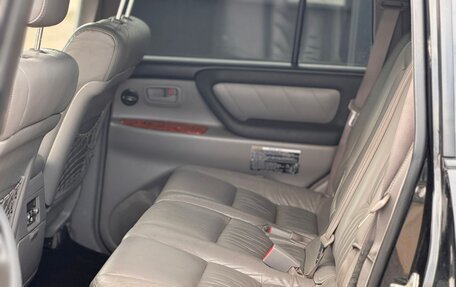 Toyota Land Cruiser 100 рестайлинг 2, 2004 год, 1 600 000 рублей, 11 фотография