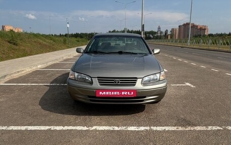 Toyota Camry, 1997 год, 785 000 рублей, 2 фотография