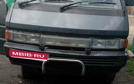 Nissan Largo III (W30), 1992 год, 300 000 рублей, 2 фотография