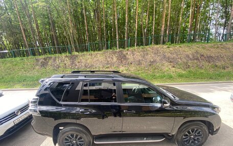 Toyota Land Cruiser Prado 150 рестайлинг 2, 2016 год, 3 999 999 рублей, 12 фотография