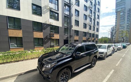 Toyota Land Cruiser Prado 150 рестайлинг 2, 2016 год, 3 999 999 рублей, 15 фотография
