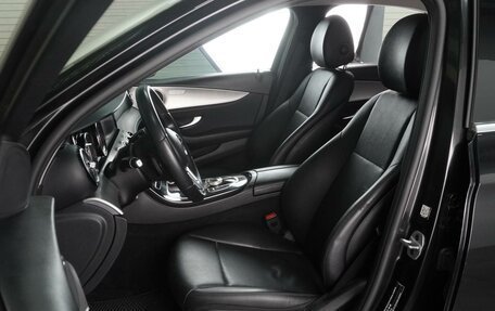 Mercedes-Benz E-Класс, 2018 год, 2 349 000 рублей, 10 фотография