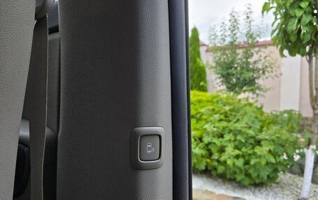 KIA Carnival III, 2019 год, 2 850 000 рублей, 15 фотография