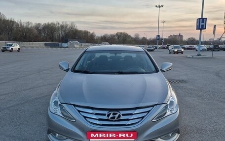 Hyundai Sonata VI, 2012 год, 1 040 000 рублей, 5 фотография