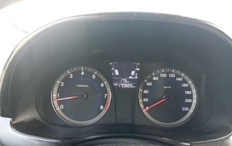 Hyundai Solaris II рестайлинг, 2011 год, 780 000 рублей, 11 фотография