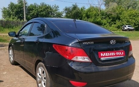 Hyundai Solaris II рестайлинг, 2012 год, 825 000 рублей, 9 фотография