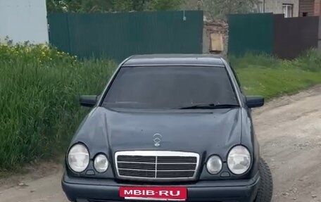 Mercedes-Benz E-Класс, 1997 год, 500 000 рублей, 12 фотография