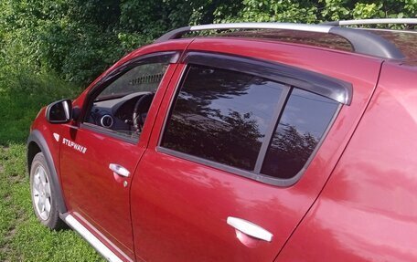 Renault Sandero I, 2012 год, 599 000 рублей, 3 фотография