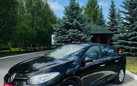 Renault Fluence I, 2014 год, 950 000 рублей, 2 фотография