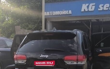 Jeep Grand Cherokee, 2019 год, 2 200 000 рублей, 4 фотография