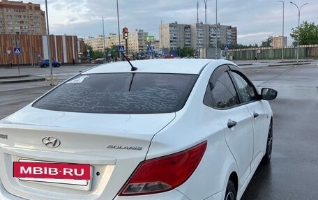 Hyundai Solaris II рестайлинг, 2014 год, 700 000 рублей, 8 фотография