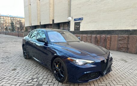 Alfa Romeo Giulia II, 2020 год, 3 700 000 рублей, 2 фотография