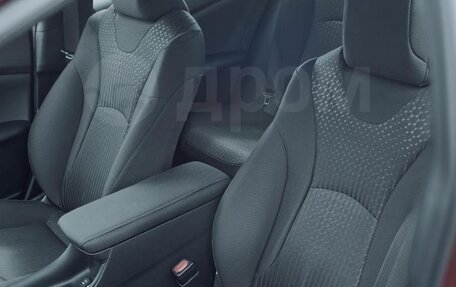 Toyota Prius IV XW50, 2016 год, 1 930 000 рублей, 12 фотография