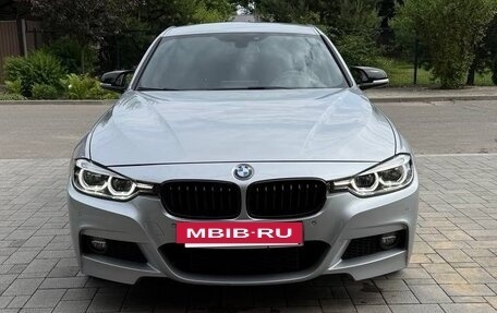 BMW 3 серия, 2018 год, 2 900 000 рублей, 4 фотография