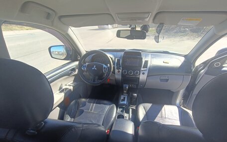 Mitsubishi Pajero Sport II рестайлинг, 2015 год, 1 380 000 рублей, 7 фотография