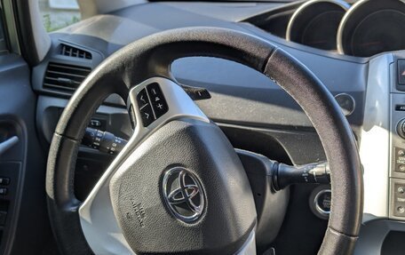 Toyota Verso I, 2010 год, 870 000 рублей, 5 фотография