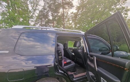 Toyota Land Cruiser 200, 2011 год, 2 790 000 рублей, 19 фотография