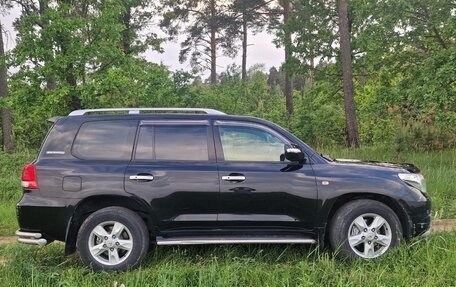 Toyota Land Cruiser 200, 2011 год, 2 790 000 рублей, 12 фотография
