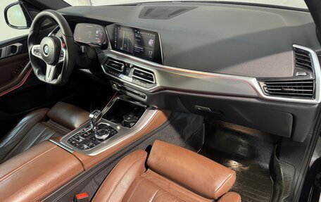 BMW X5, 2018 год, 5 499 800 рублей, 3 фотография