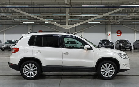 Volkswagen Tiguan I, 2010 год, 920 000 рублей, 8 фотография