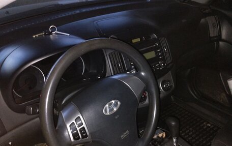 Hyundai Elantra IV, 2010 год, 1 000 000 рублей, 3 фотография